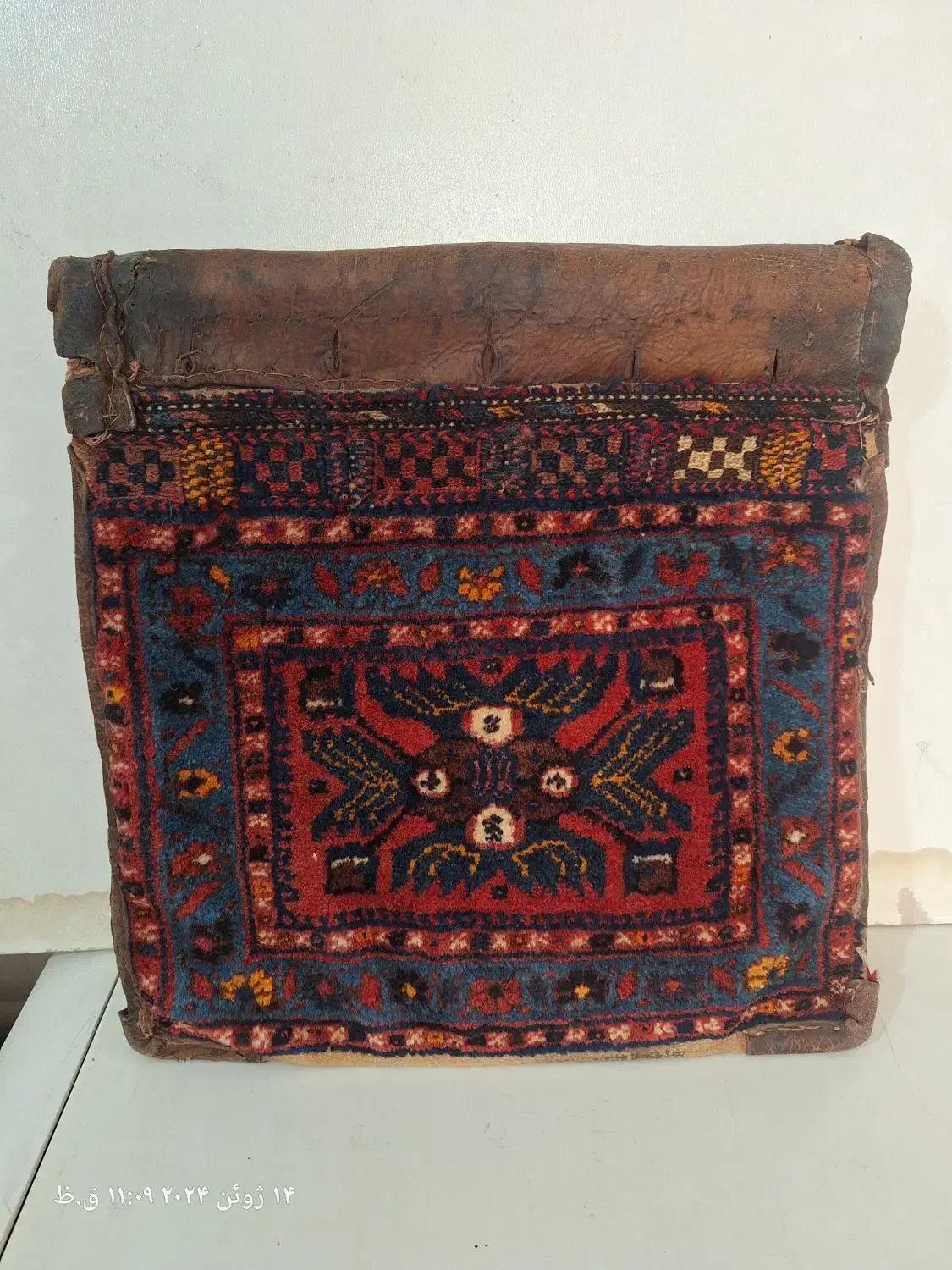 خورجین قالی عتیقه|کلکسیون اشیاء عتیقه|کرمان, |دیوار