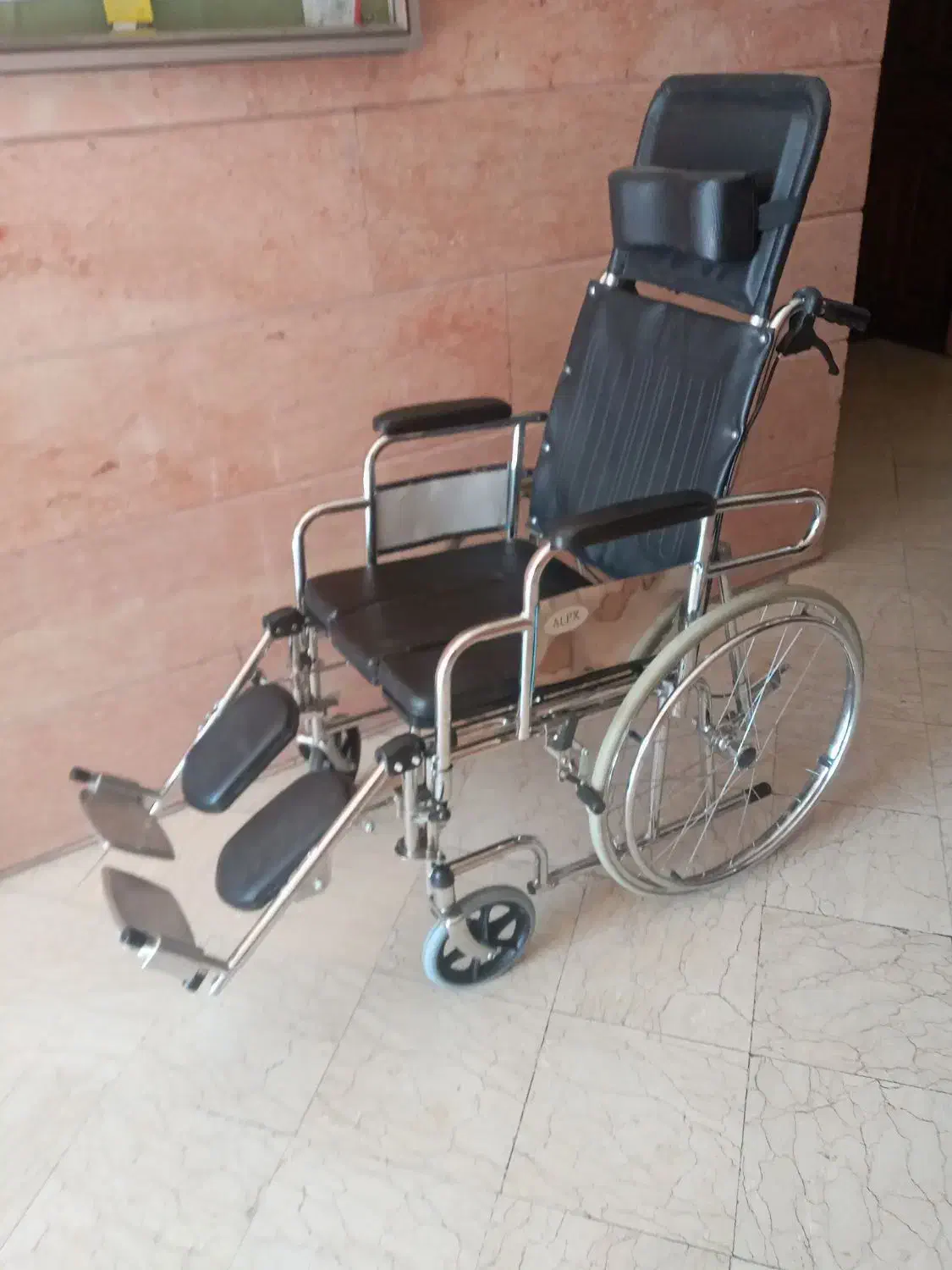 ویلچر حمام و دستشویی و بیرون تختخواب شو۲سال ضمانت|پزشکی|تهران, آذربایجان|دیوار