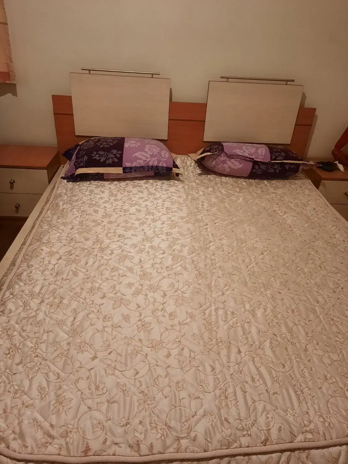 تخت خواب دونفره|تخت و سرویس خواب|رشت, کاکتوس|دیوار