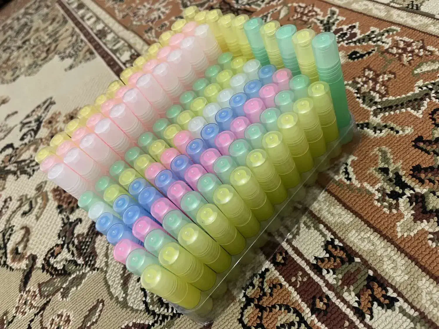 شیشه عطر و استند|آرایشی، بهداشتی، درمانی|بافق, |دیوار