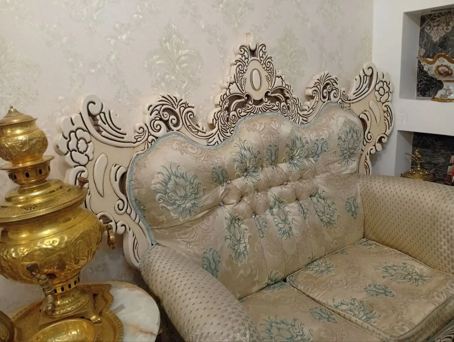 مبل در حد نو|مبلمان خانگی و میز عسلی|باسمنج, |دیوار