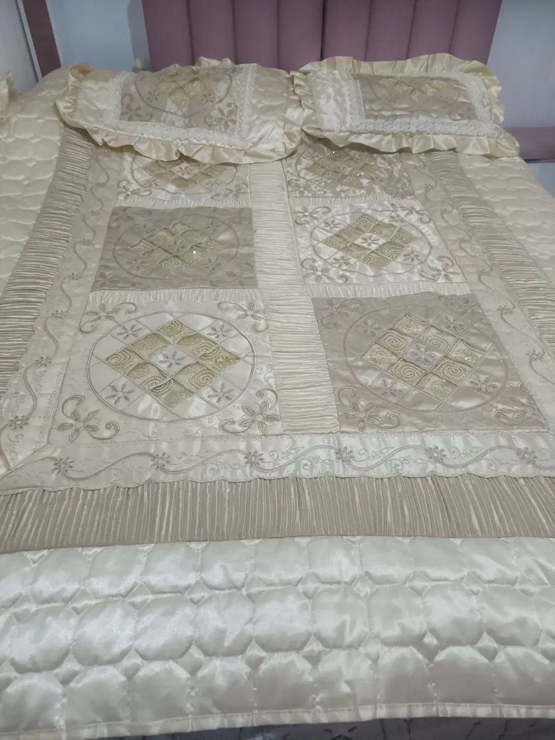 روتختی ساتن نباتی رنگ|سرویس روتختی|اصفهان, ملک‌شهر|دیوار