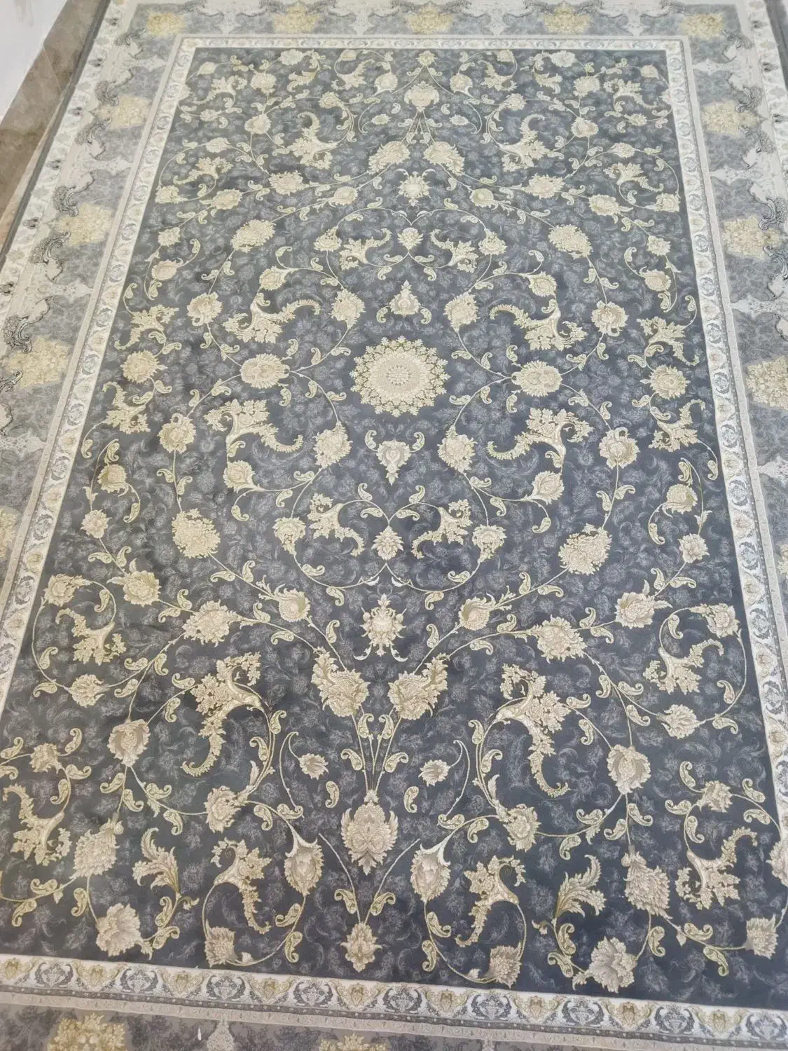 فروش 4 تیکه فرش 6 متری 1200 شانه اصل|فرش|سقز, |دیوار