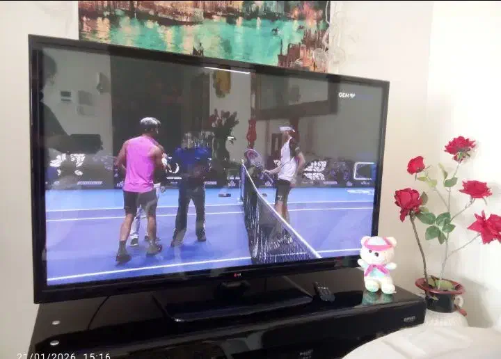 تلویزیون ۵۰ اینچ ال جی|تلویزیون و پروژکتور|محمدشهر, شهرک پیام (مهرالبرز)|دیوار