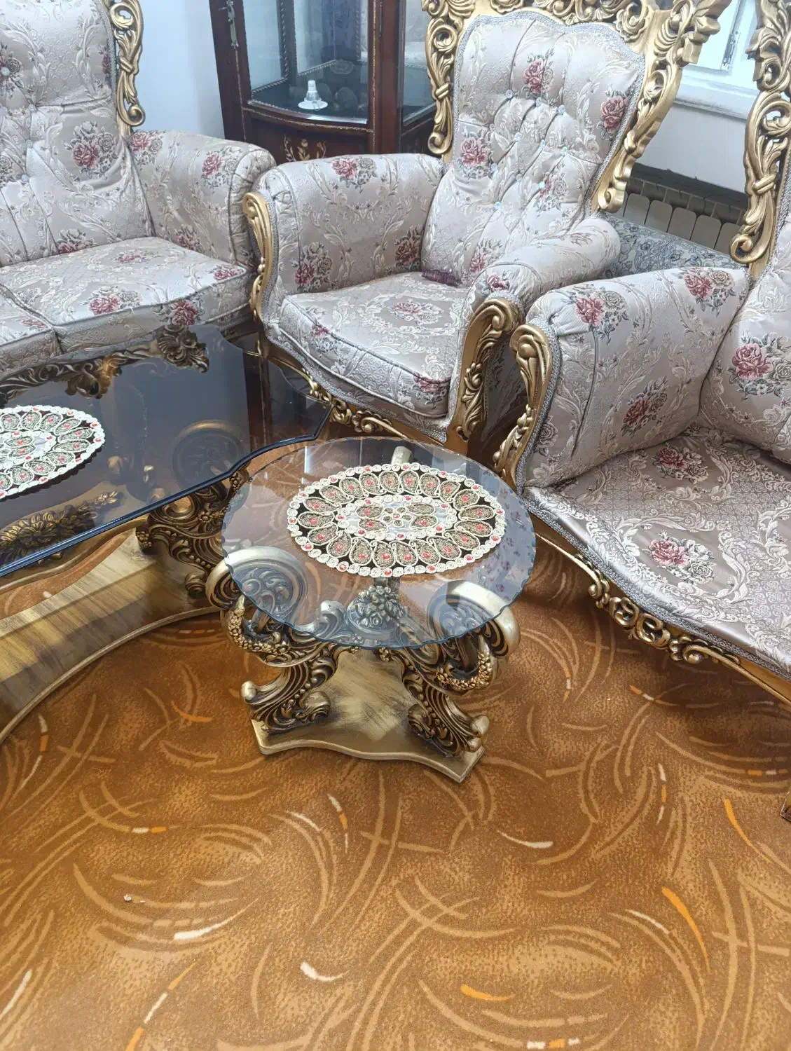 میز به همراه دوتا عسلی|مبلمان خانگی و میز عسلی|اراک, |دیوار