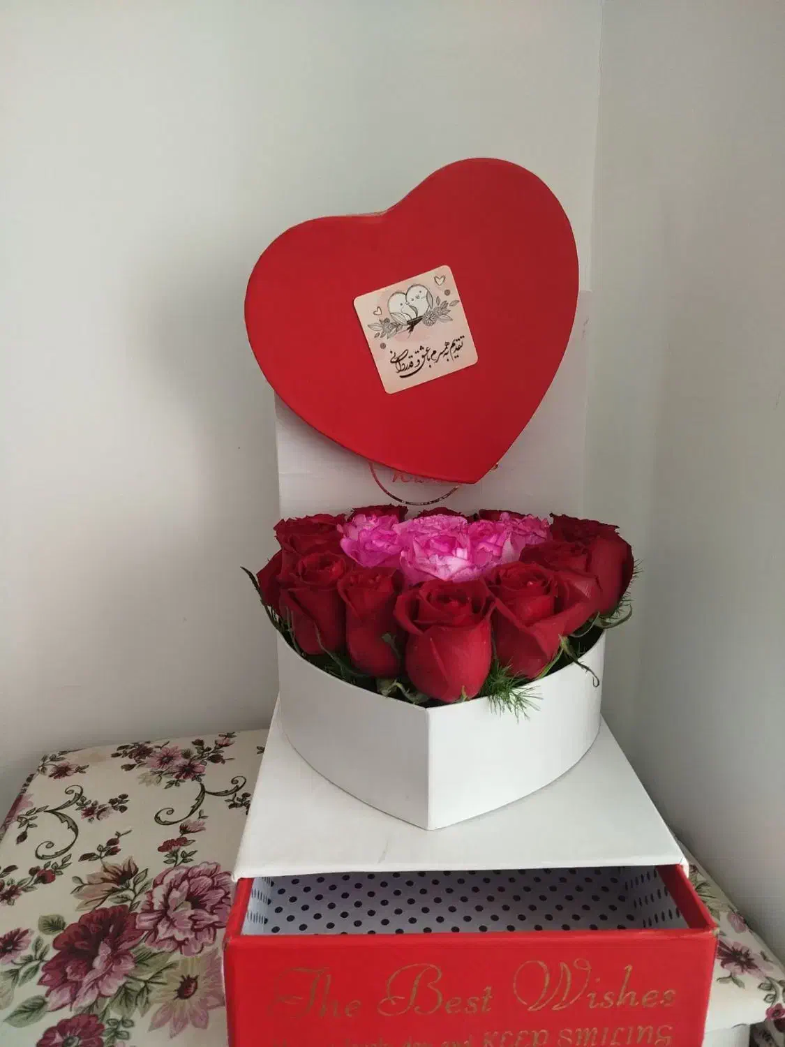 گل طبیعی|گل و گیاه طبیعی|سبزوار, قصبه شرقی|دیوار