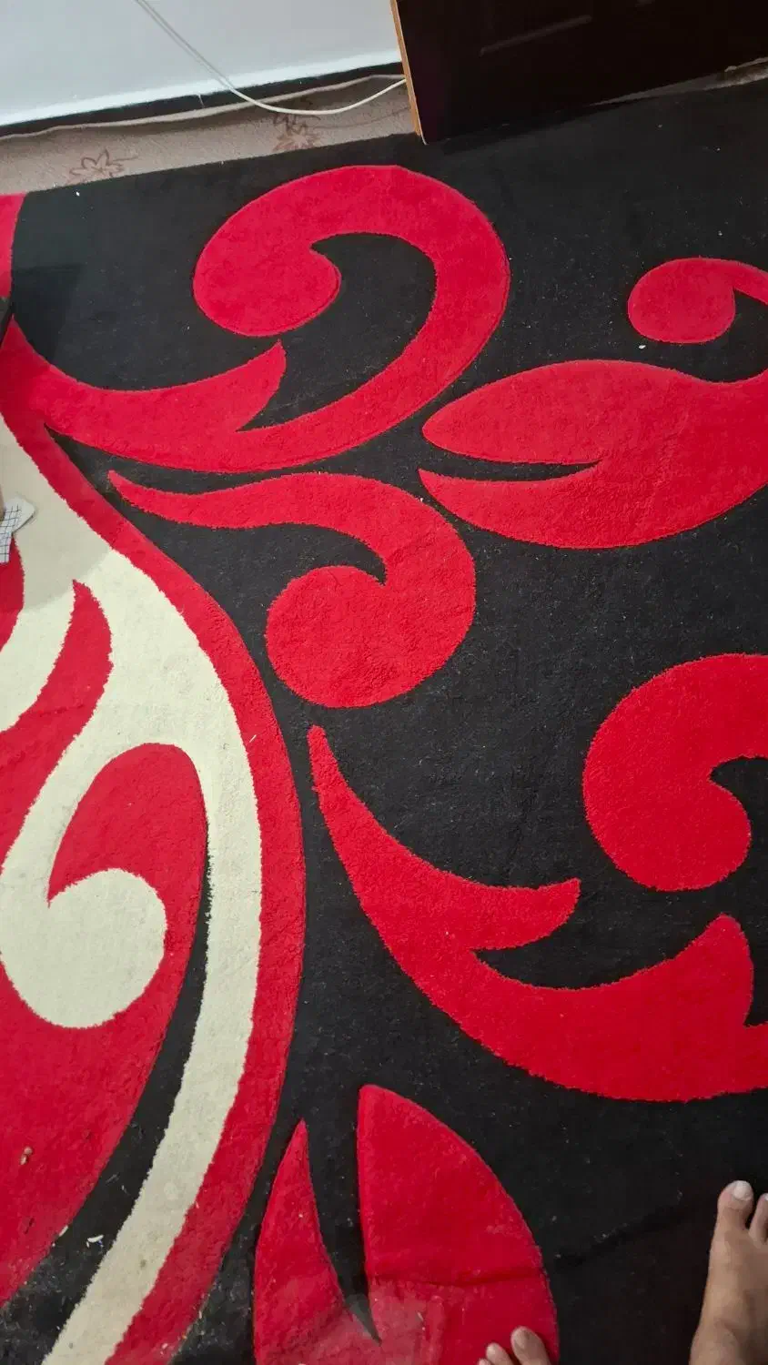 گلیم فرش ۶ متری بدون جای خراب فقط شستشوی می خواهد|گلیم، جاجیم، گبه|بندر کنگان, |دیوار