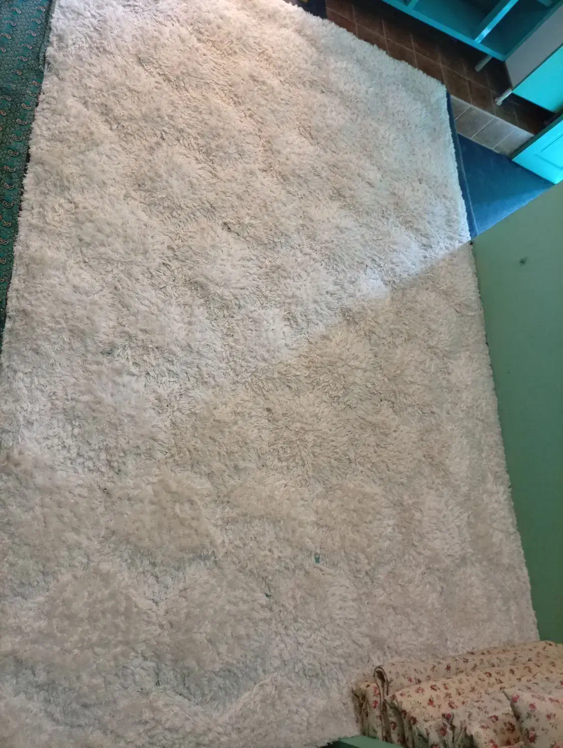 فرش فانتزی پرز بلند سفید شگی بزرگمهر|فرش|سمنان, |دیوار