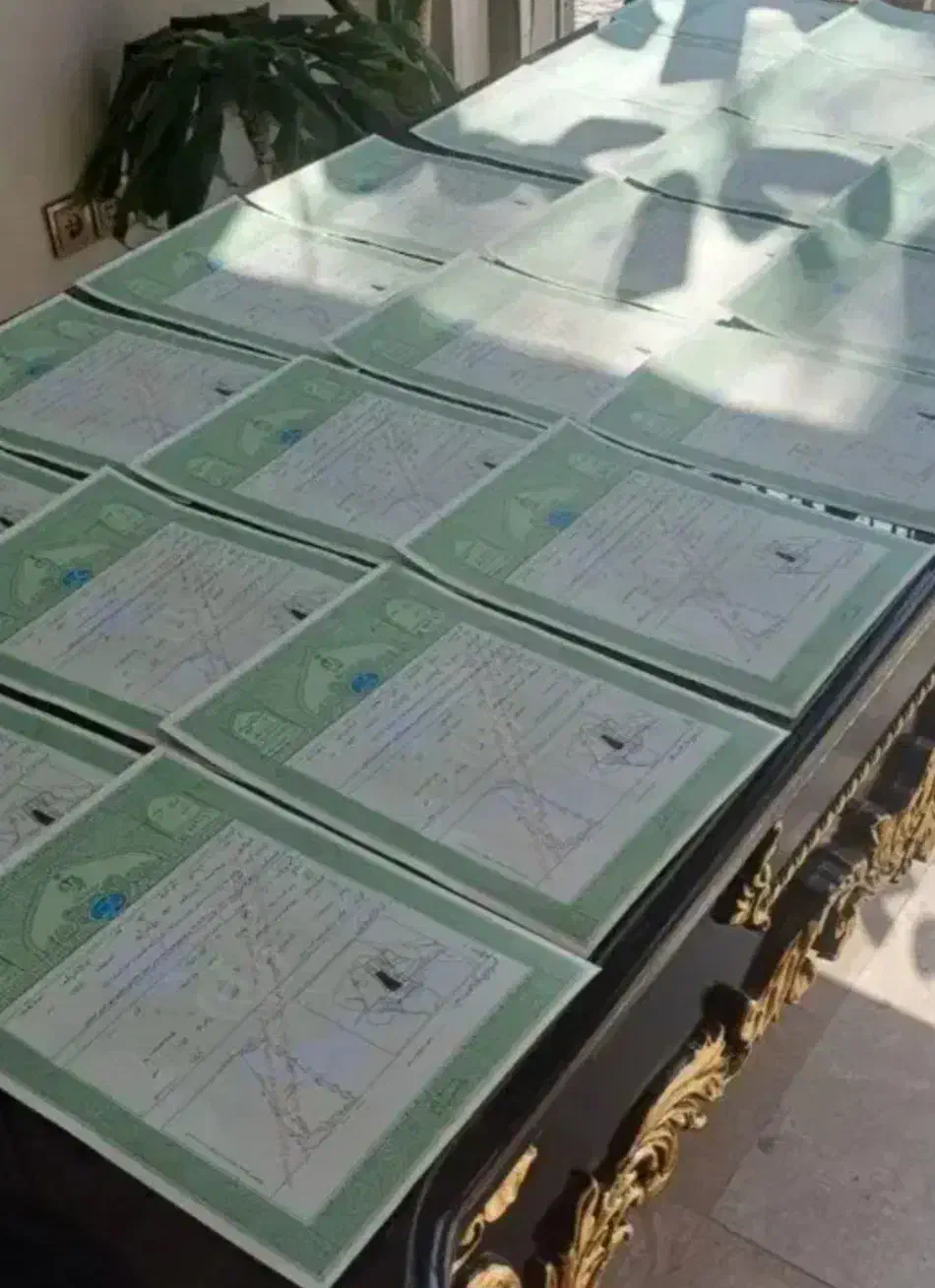 بدون پیش پرداخت شرایطی زمین باغی بخر باسند تک برگ|فروش زمین و ملک کلنگی|اصفهان, دشتستان|دیوار