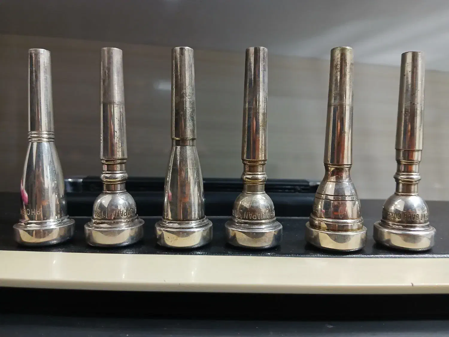 ترومپت یاماها tr200 طلایی آک و چند سر ساز حرفه ای|سازهای بادی|خمینیشهر, |دیوار