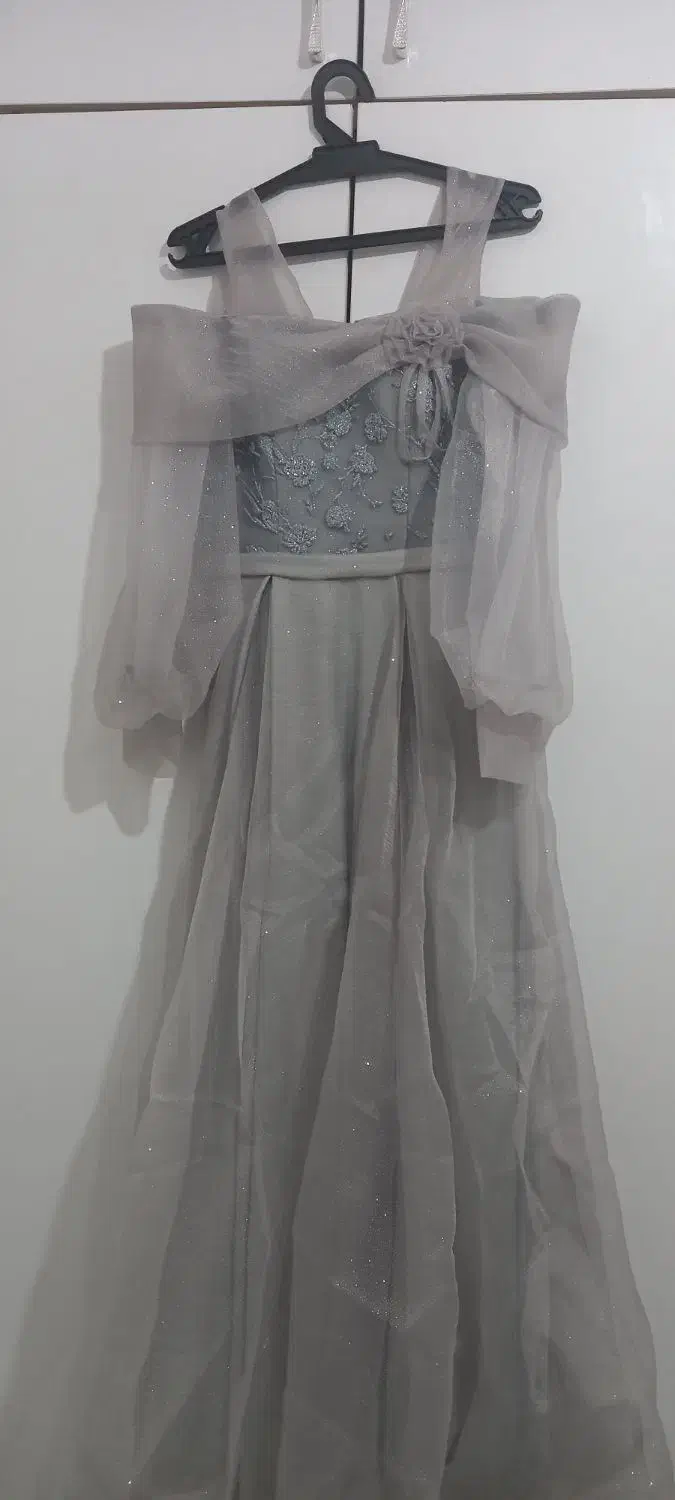 لباس رنگ طوسی|لباس|رشت, حافظ آباد|دیوار