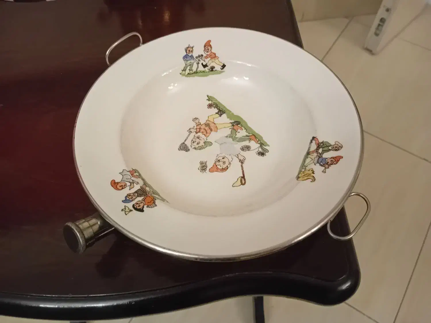 بشقابهای بچه ،آنتیک با زیر پایه گرم کننده خارجی|کلکسیون اشیاء عتیقه|تهران, قیطریه|دیوار