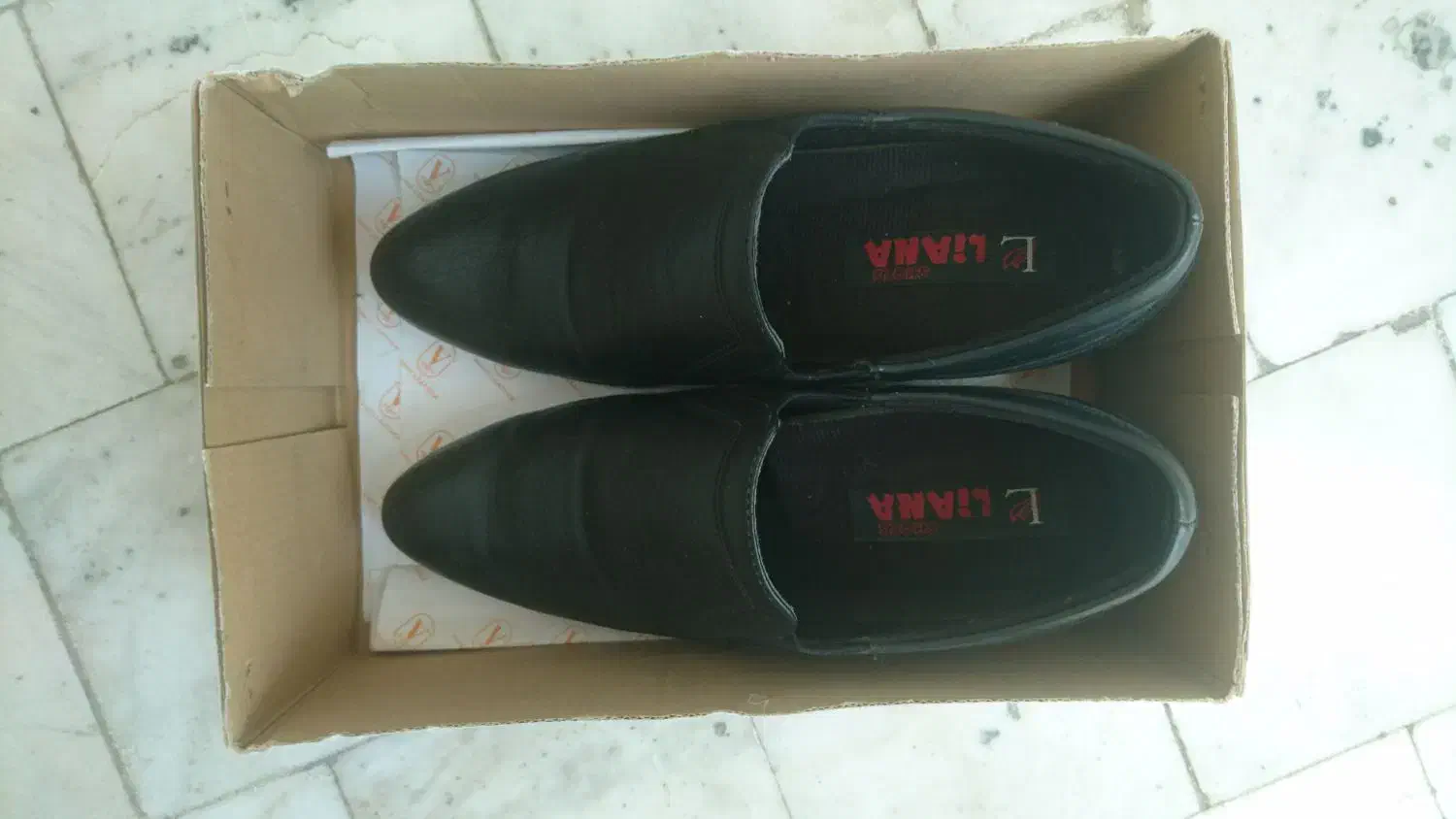 کفش پاشنه دار زنانه .|کیف، کفش، کمربند|سمنان, |دیوار