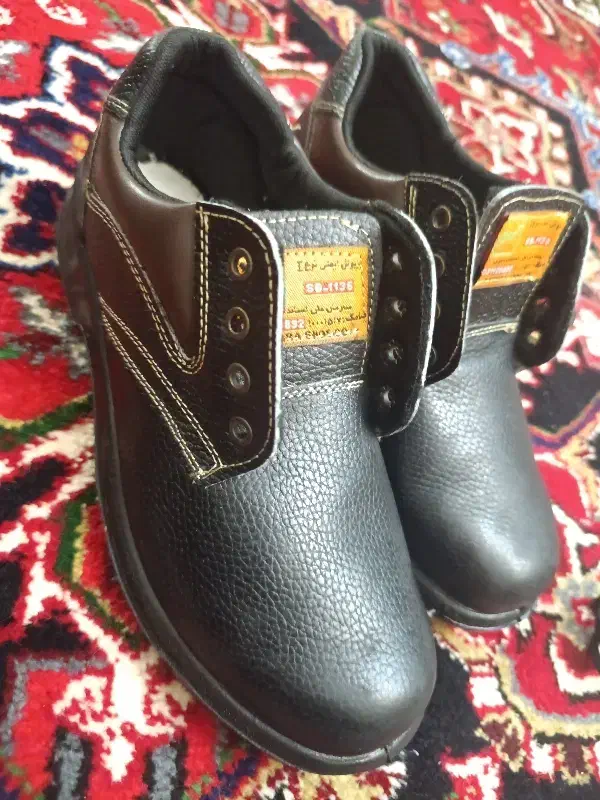 دو جفت کفش ایمنی نو|کیف، کفش، کمربند|تبریز, |دیوار