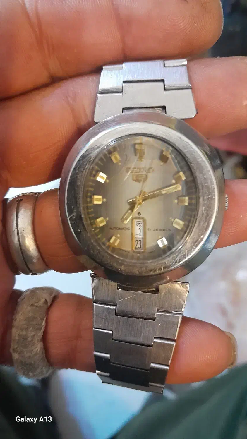 کلکسیونی عتیقه|کلکسیون اشیاء عتیقه|شهرکرد, |دیوار