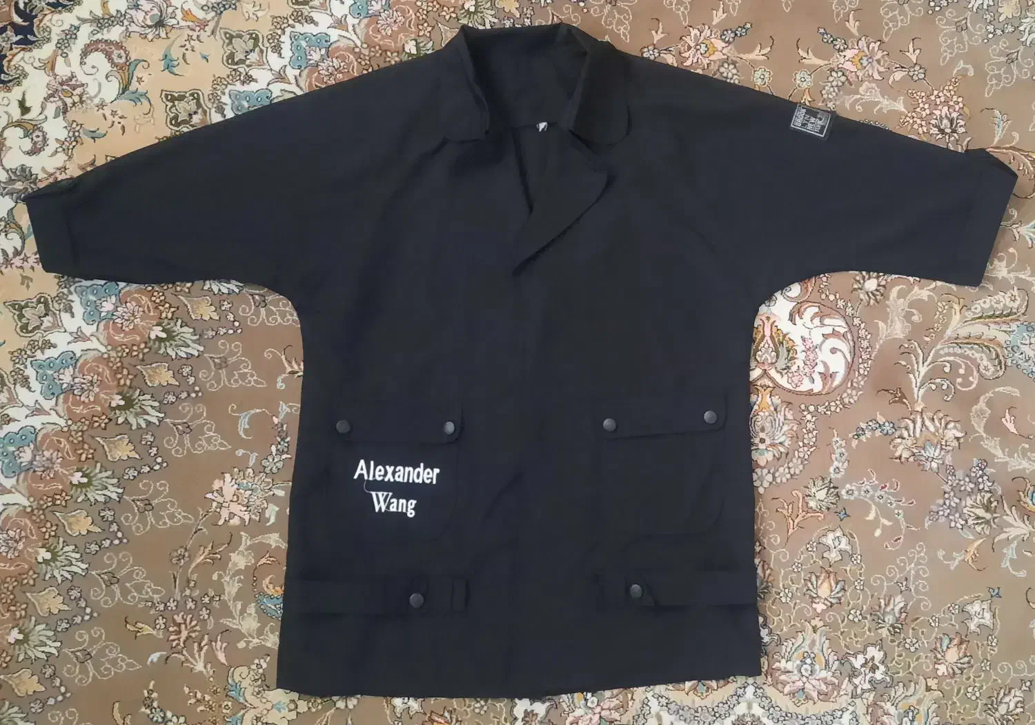 مانتو|لباس|سقز, |دیوار