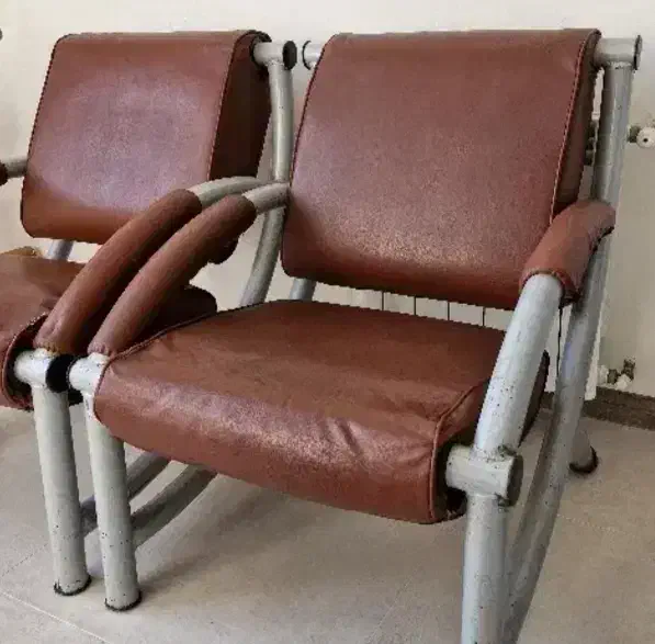 صندلی|مبلمان اداری|بندر انزلی, معلم|دیوار