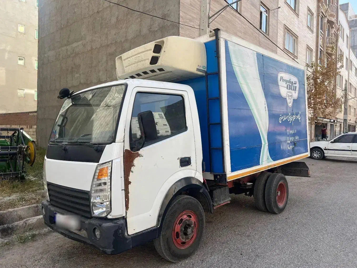 امیکومدل ۱۴۰۰ یخچالدار ۵/۲۰۰ تن|خودرو سنگین|اردبیل, |دیوار