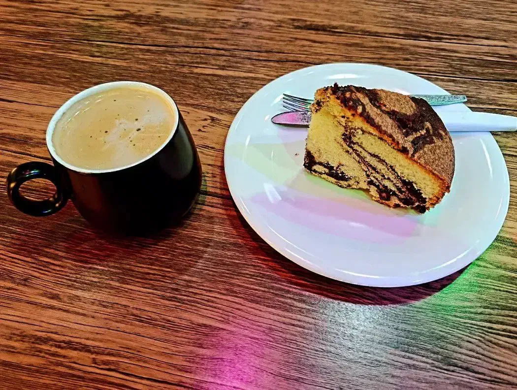 همکار خانم برای کافه|استخدام خدمات فروشگاه و رستوران|رشت, جهاد|دیوار