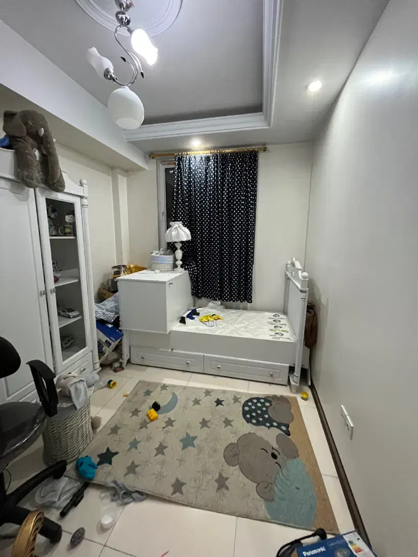 واحد جنوبی فول امکانات پارکینگ اصلی