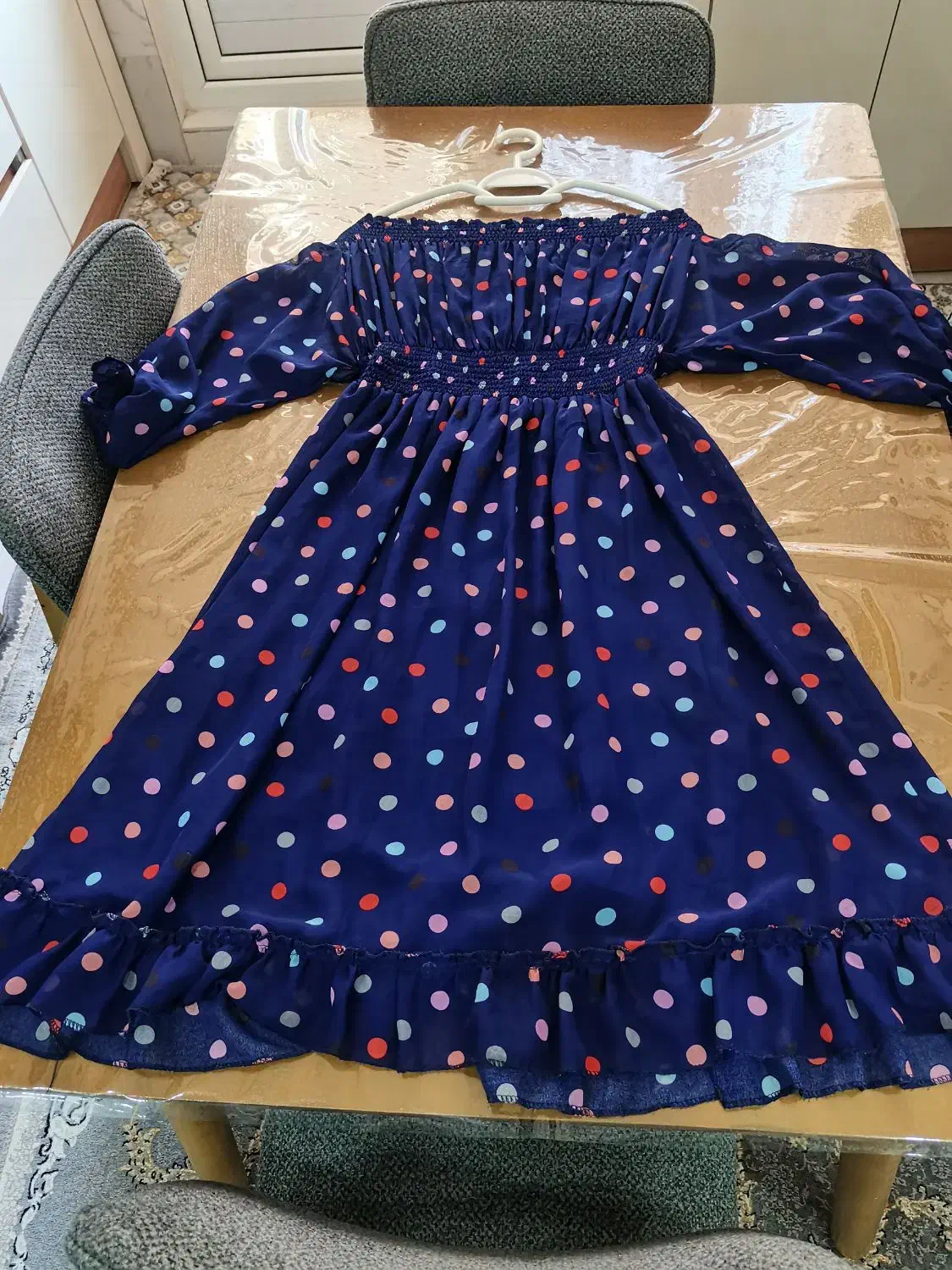 ۴دست لباس کاملا تمیز و در حد نو|لباس|رباط‌کریم, رباط‌کریم|دیوار