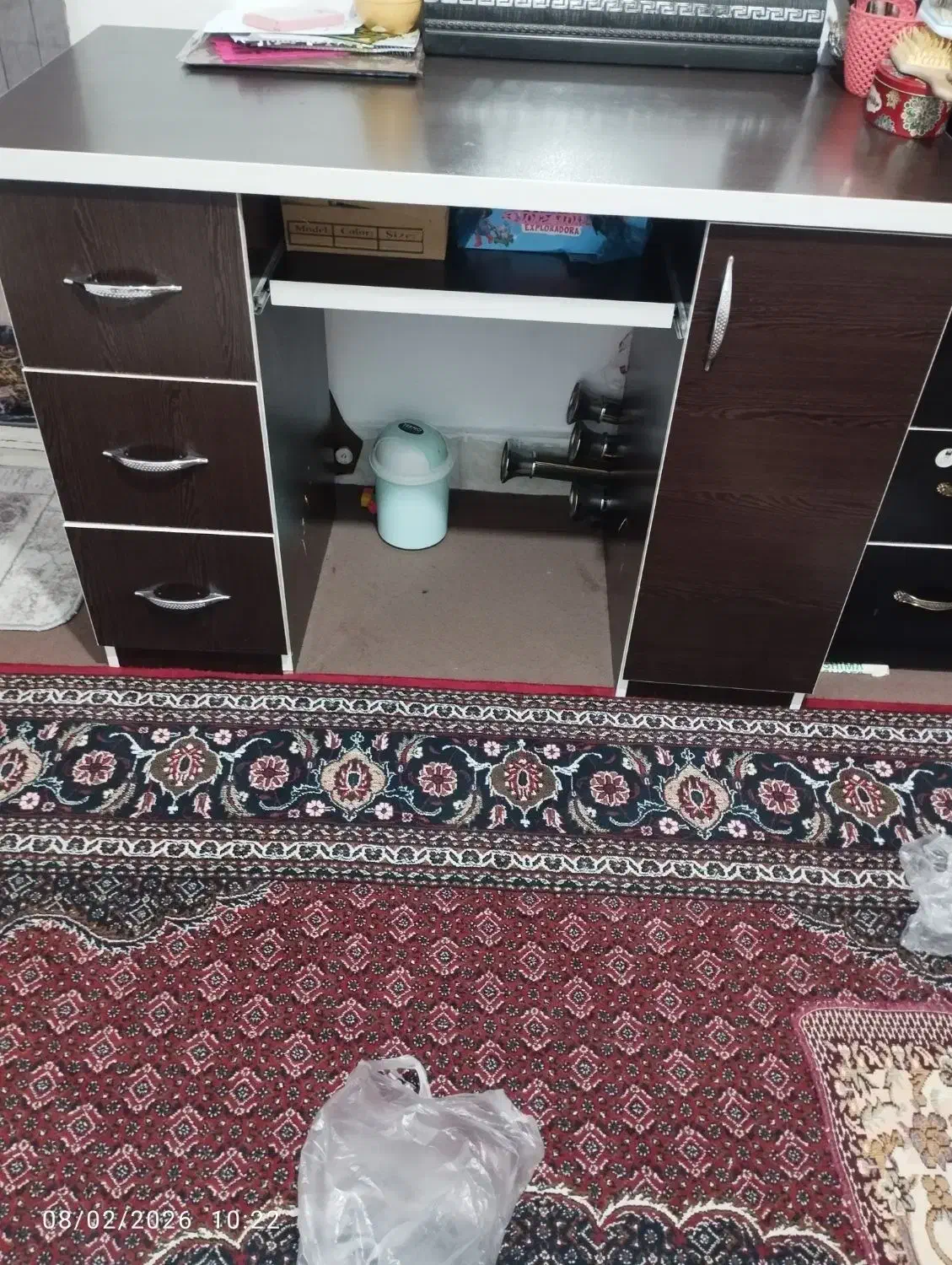 میز تحریر و صندلی|میز تحریر و کامپیوتر|بروجرد, |دیوار