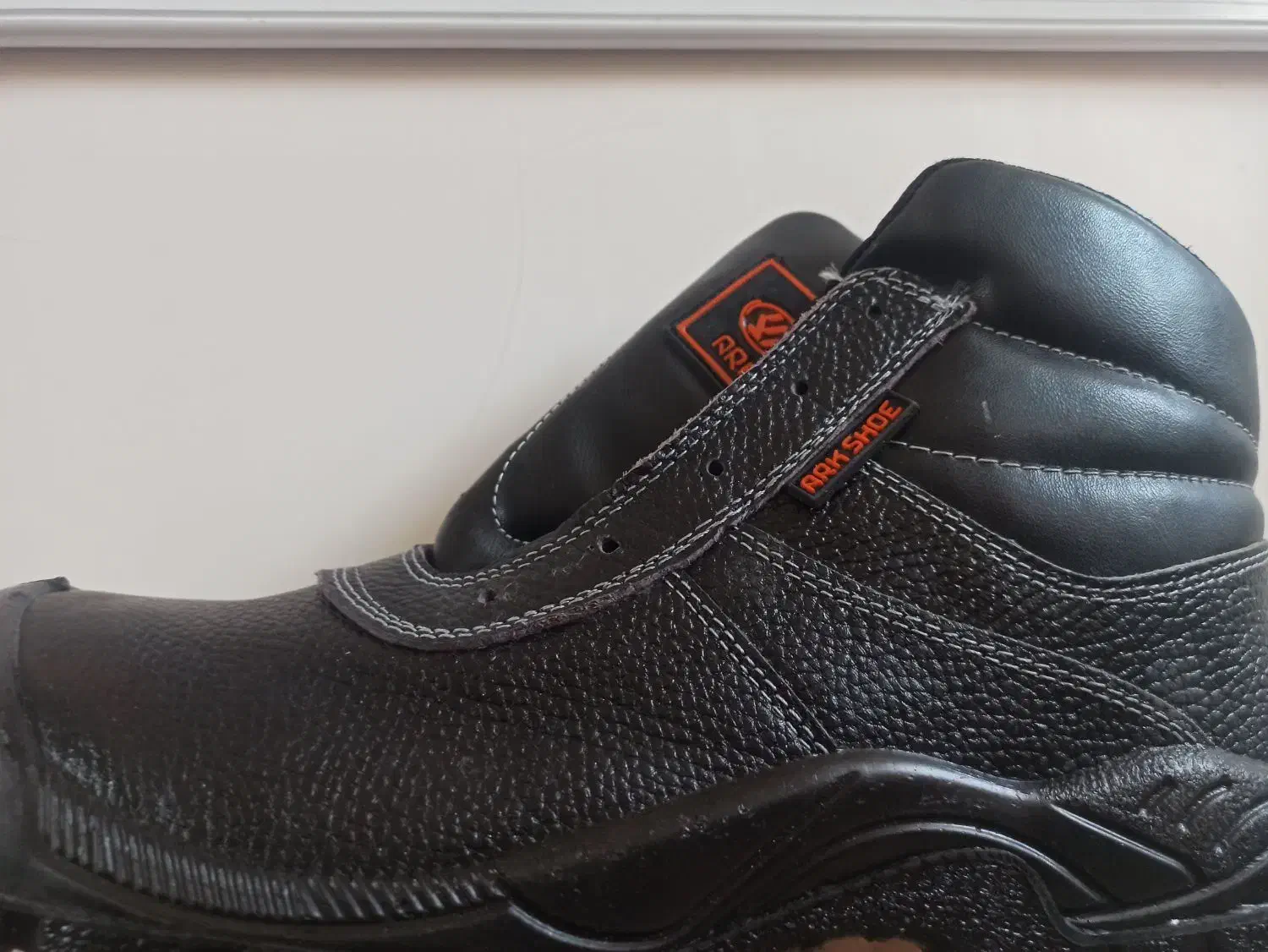 کفش ایمنی|کیف، کفش، کمربند|مرند, |دیوار