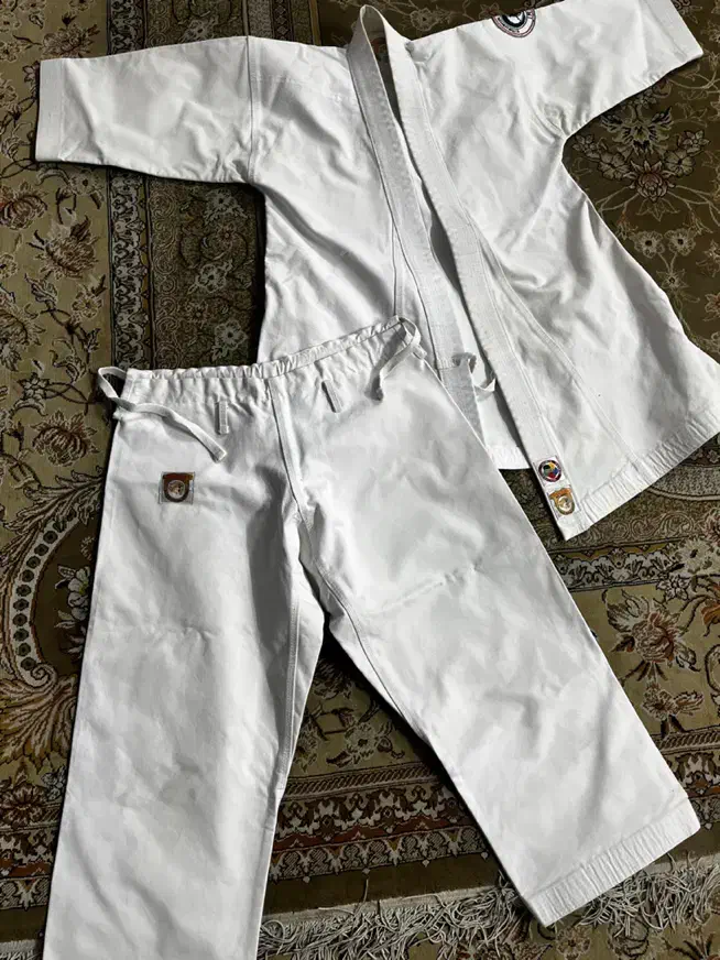 فروش لباس کاراته سالم و بدونزدگی|تجهیزات ورزشی|شیراز, آبیاری|دیوار