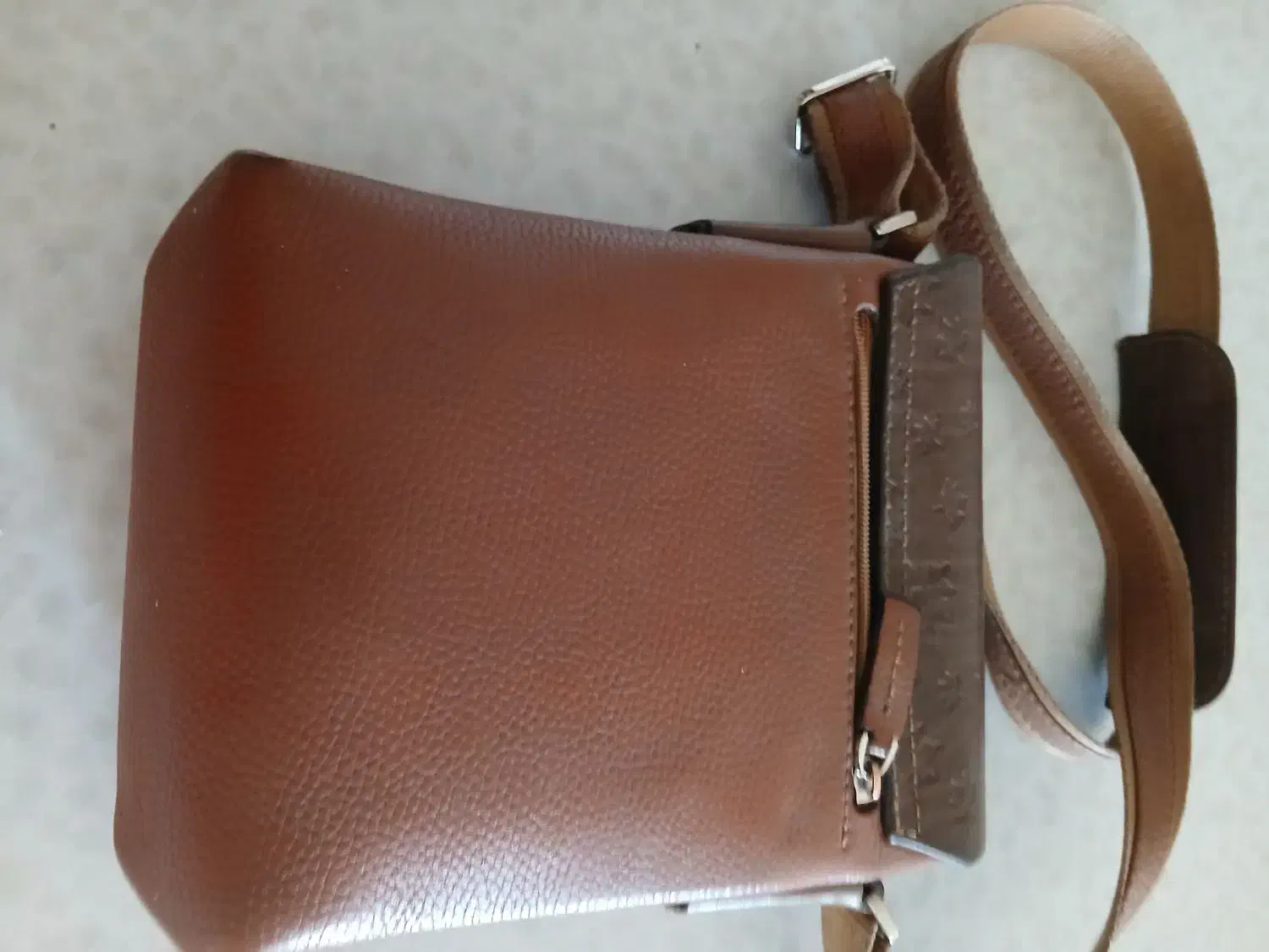 کیف نوین چرم طبیعی|کیف، کفش، کمربند|پرند, فاز ۶|دیوار