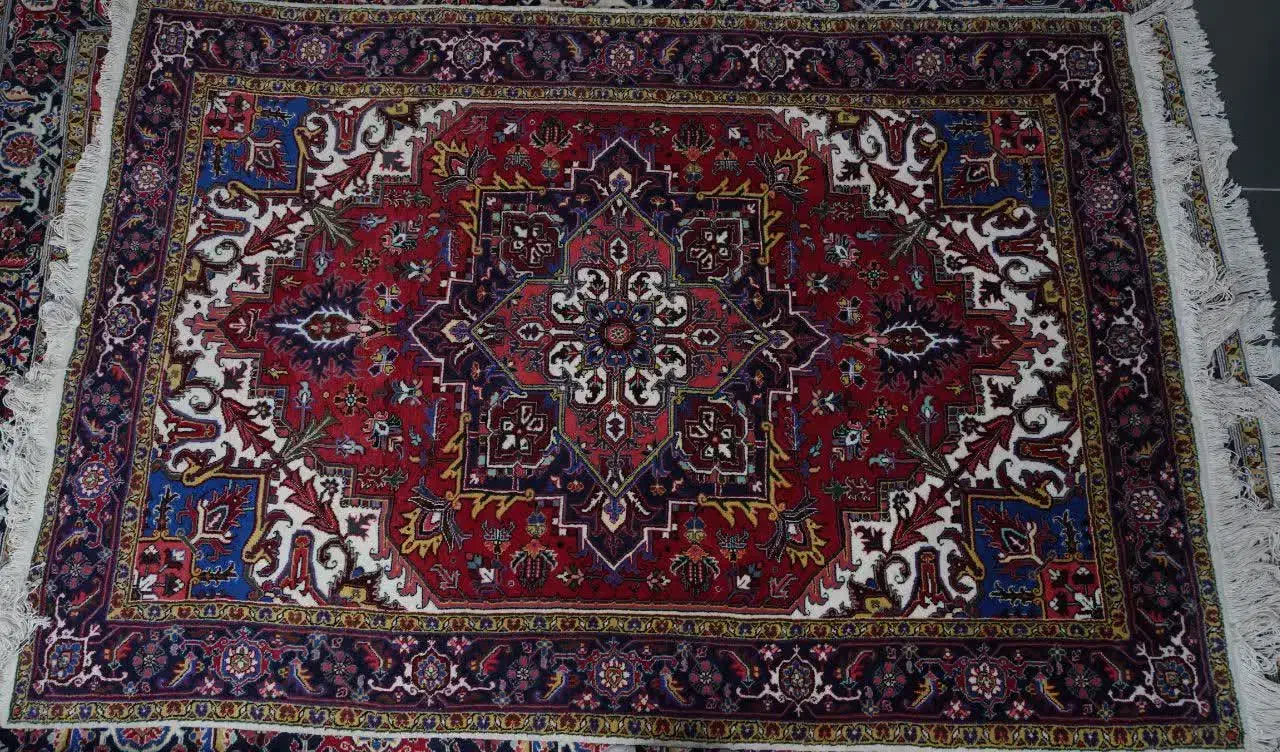 فرش هریس 6متری دستباف|فرش|سبزوار, رضوی|دیوار