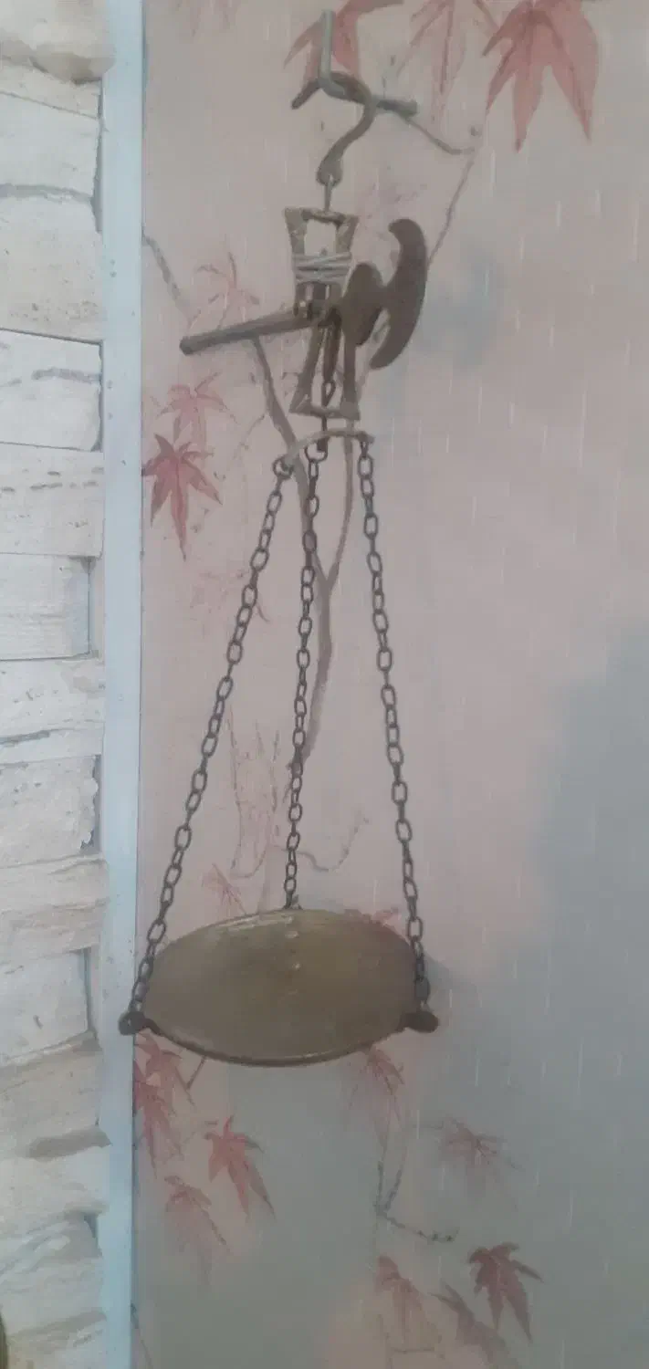 قپان قدیمی|کلکسیون اشیاء عتیقه|قم, پردیسان|دیوار