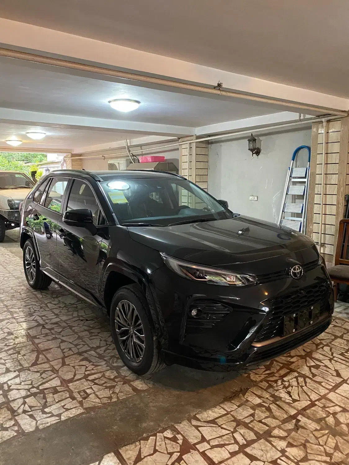 تویوتا وایدلندر ۲۰۲۴ خشک فول امکانات(پلاک ملی)|خودرو سواری و وانت|ساری, |دیوار