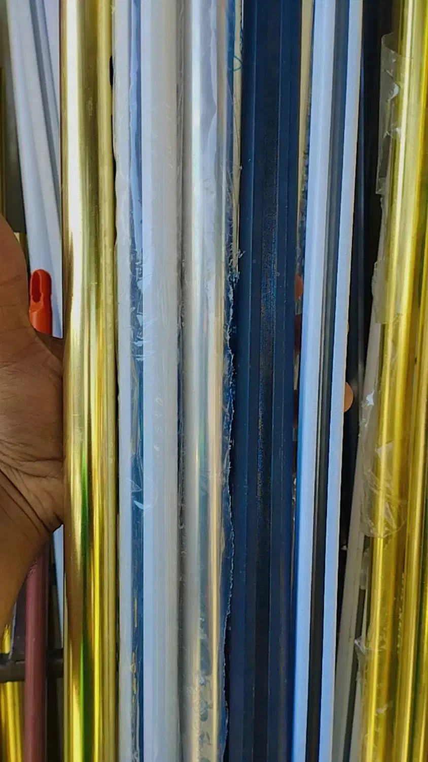 نگین لباس بادکنک میله پرده حجله نوار های نگینی|صنایع دستی و سایر لوازم تزئینی|زاهدان, |دیوار