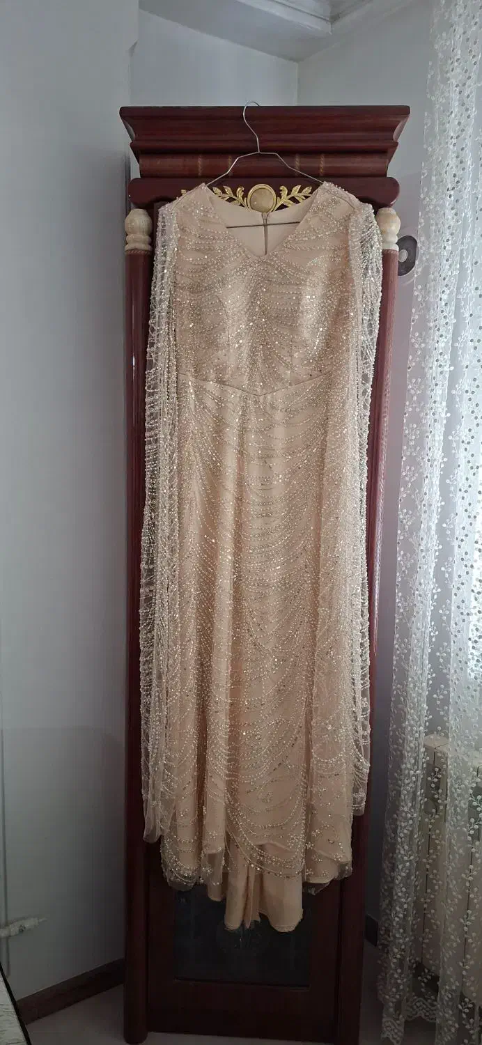 لباس نامزدی/مجلسی|لباس|آستارا, |دیوار