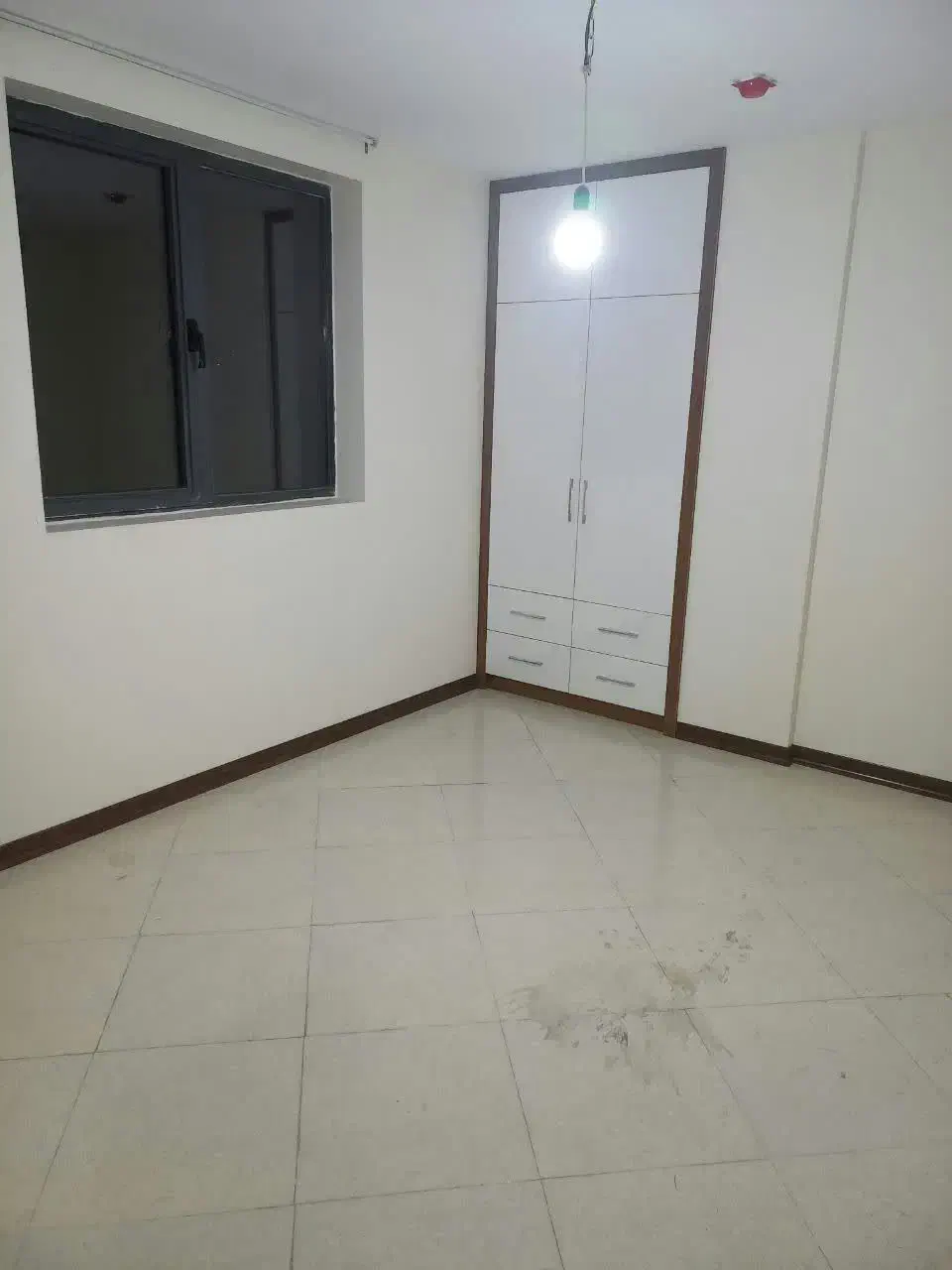 آپارتمان 108متر 2خواب جنوبی ردیف اول شهرک خرازی