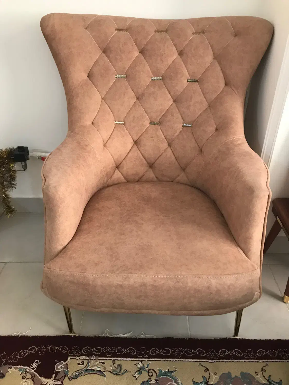 مبل راحتی پایه فلزی طلایی|مبلمان خانگی و میز عسلی|فردیس, شهرک ناز|دیوار