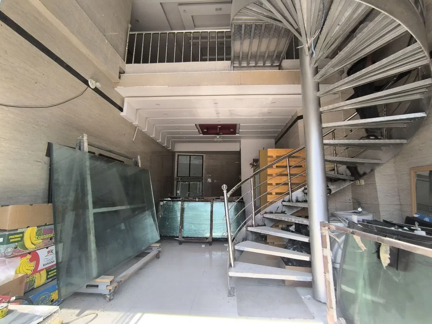 اجاره مغازه پلاک یک بلوار اصلی|اجارهٔ مغازه و غرفه|بندرعباس, |دیوار