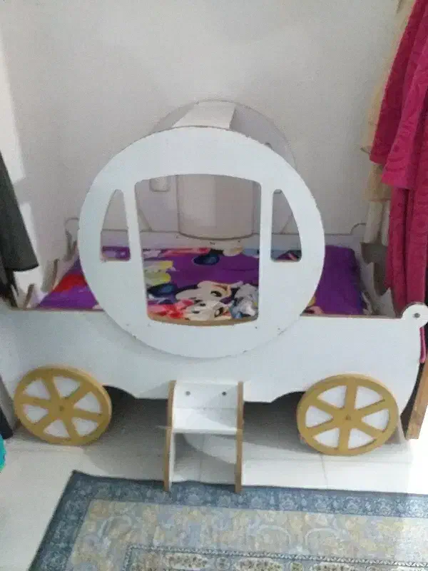 تخت خواب کودک|تخت و سرویس خواب|اهواز, کمپلو جنوبی|دیوار