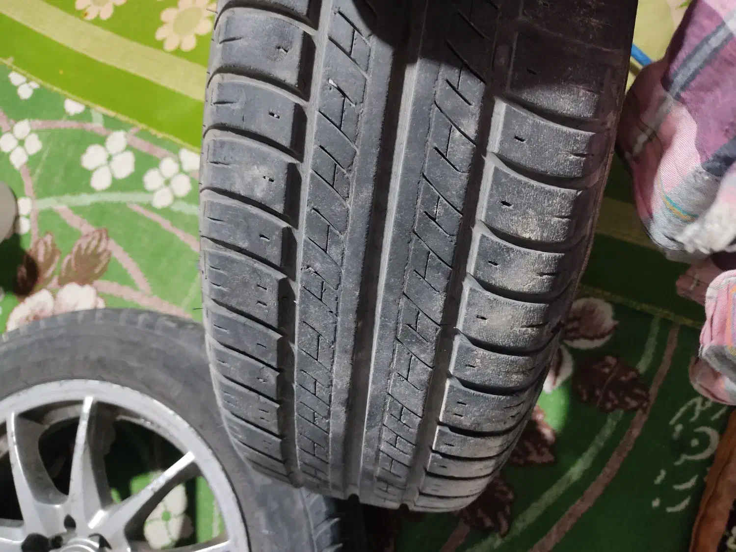 سلام رینگ 15خورشیدی سالم با لاستیک خارجی سالم|قطعات یدکی و لوازم جانبی|یزد, |دیوار