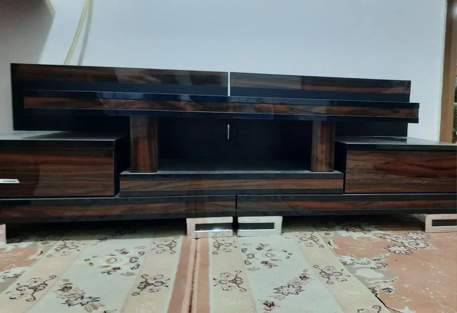 میز استکبال(اصل ترکیه)|بوفه، ویترین، کنسول|خوی, |دیوار