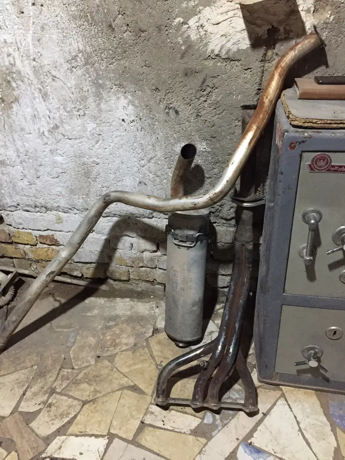 هدرز و منبع توربو سنتر وسط ۵۵|قطعات یدکی و لوازم جانبی|زابل, |دیوار