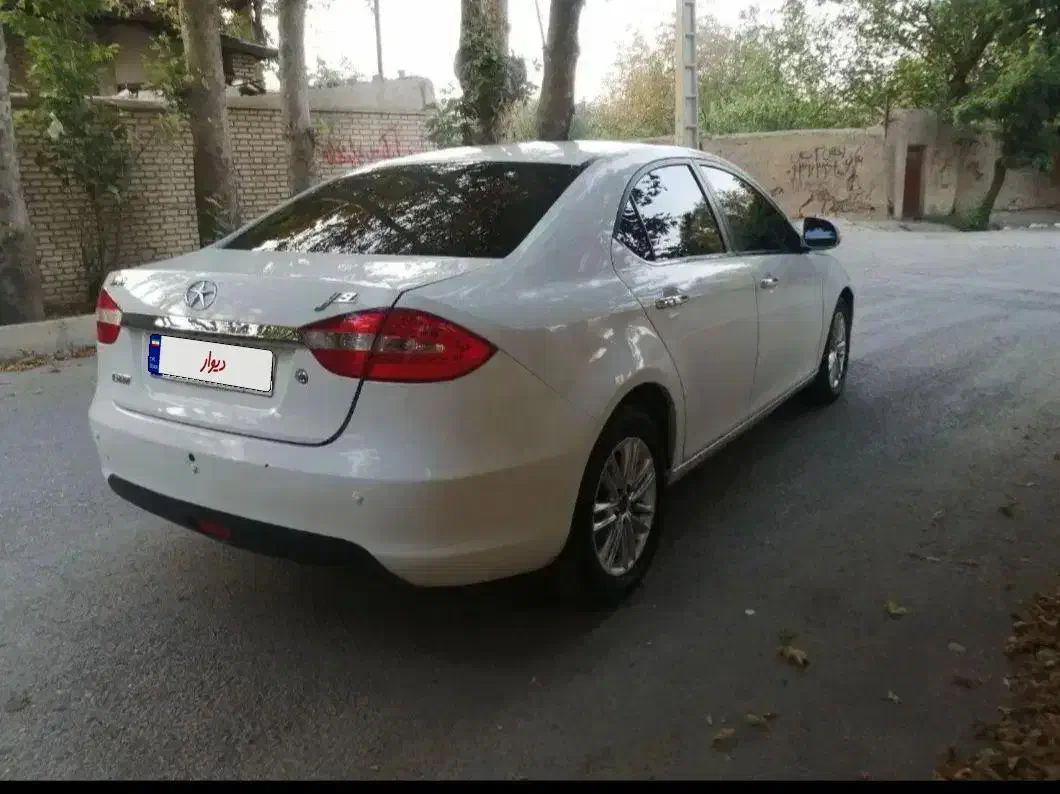 جک j5 مدل ۹۶ بی رنگ بدونه لیسه|خودرو سواری و وانت|رشت, حافظ آباد|دیوار