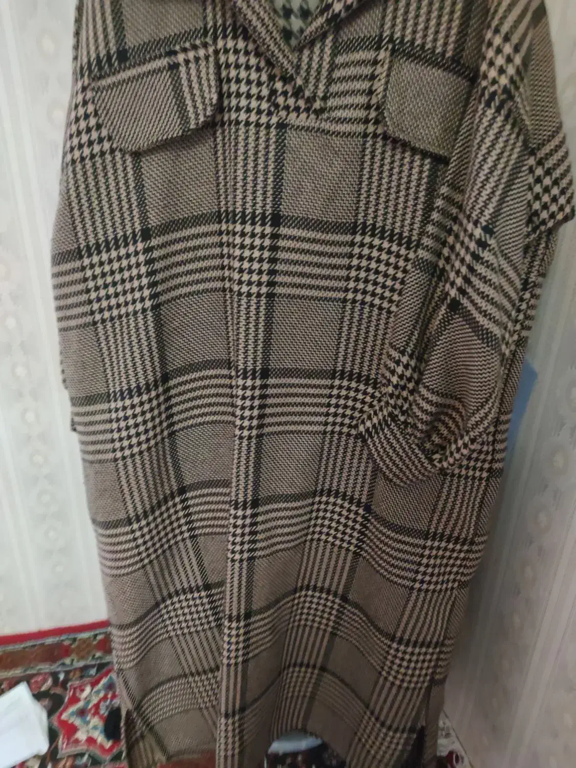 مانتو بلند جلو بسته|لباس|گرگان, |دیوار