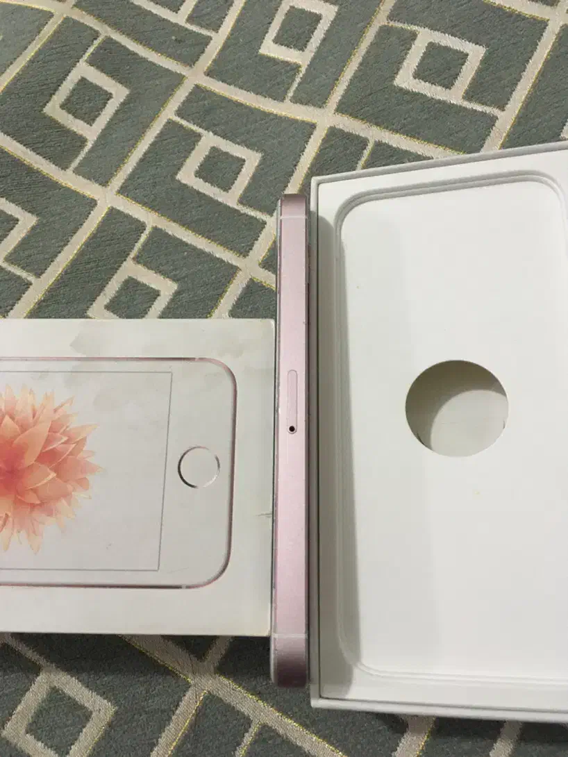 آیفون se 2016 درجه ۱|موبایل|اصفهان, اندوان|دیوار