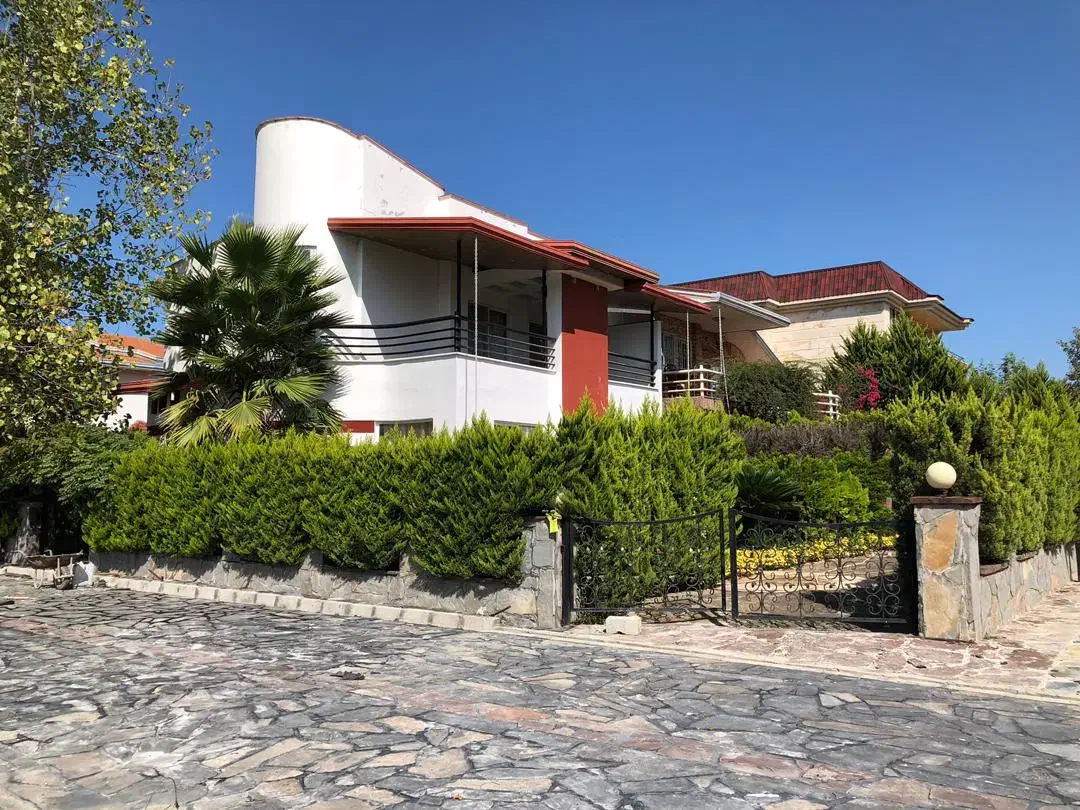 کلینیک 400 متری فرمانیه 5 اتاق بر اصلی تابلوخور|اجارهٔ دفتر کار، اتاق اداری، مطب|تهران, کامرانیه|دیوار