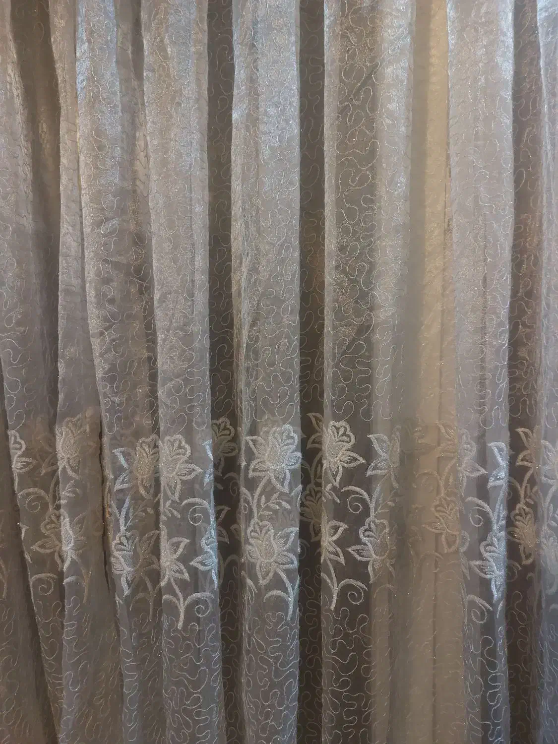 دو عدد پرده شاین پذیرایی زیبا در حد نو|پرده، رانر، رومیزی|تهران, امیریه|دیوار