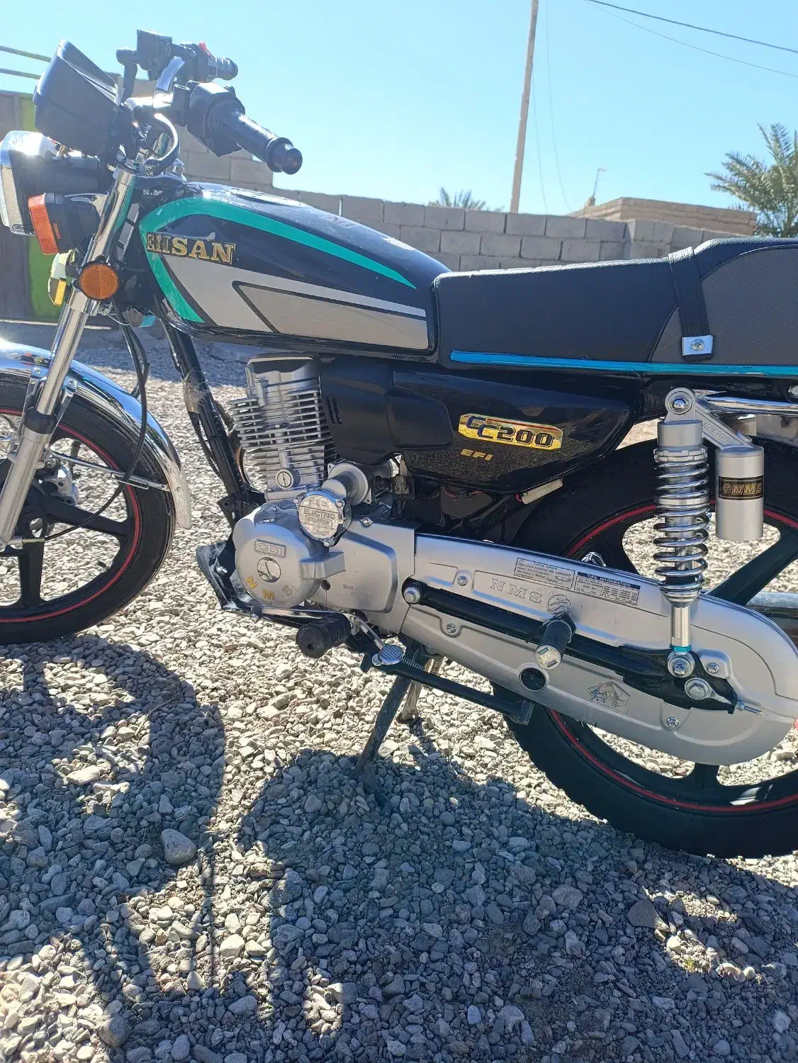 موتور در حد نو|موتورسیکلت|قلعه گنج, |دیوار