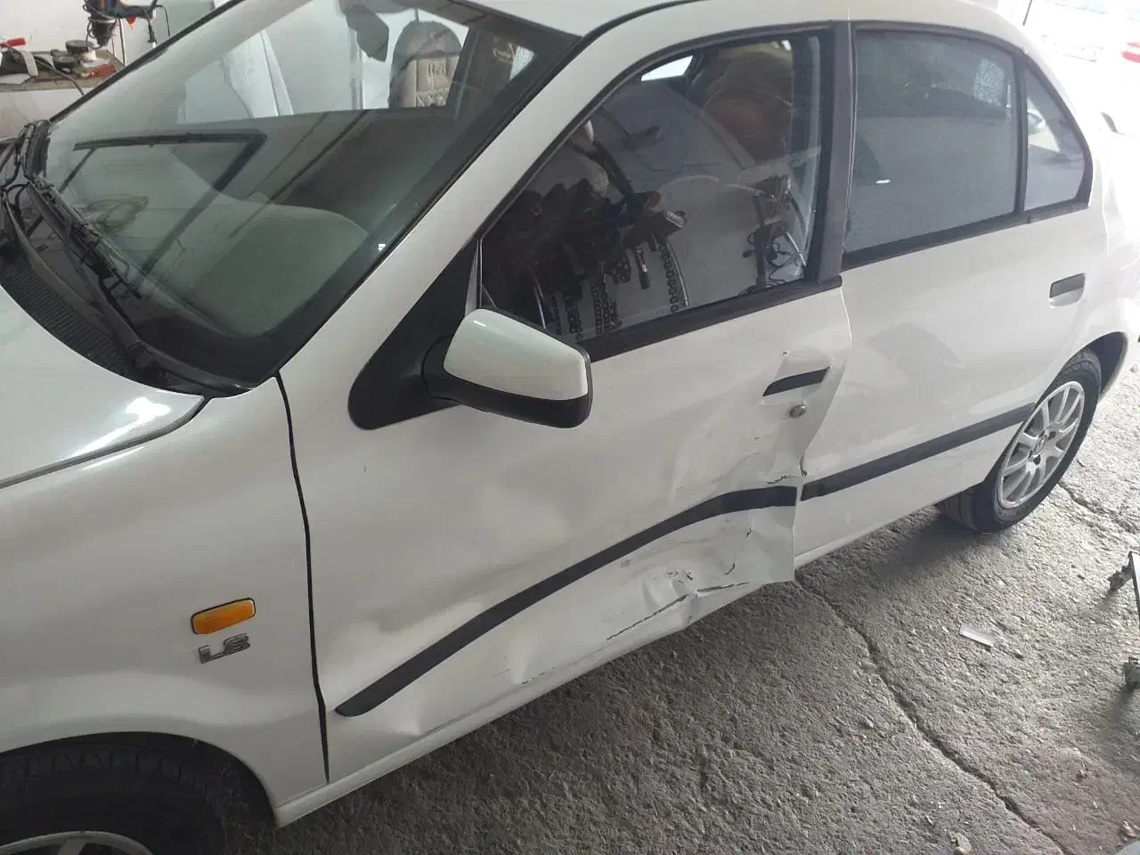 سمند ال ایکس مدل ۹۴تصادفی|خودرو سواری و وانت|کرمانشاه, |دیوار