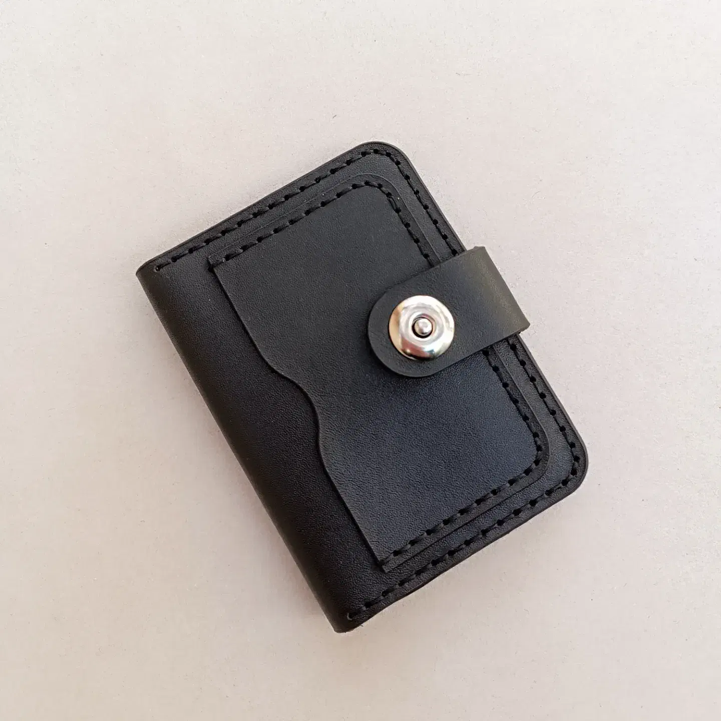 جاکارتی چرم طبیعی|کیف، کفش، کمربند|میانه, |دیوار