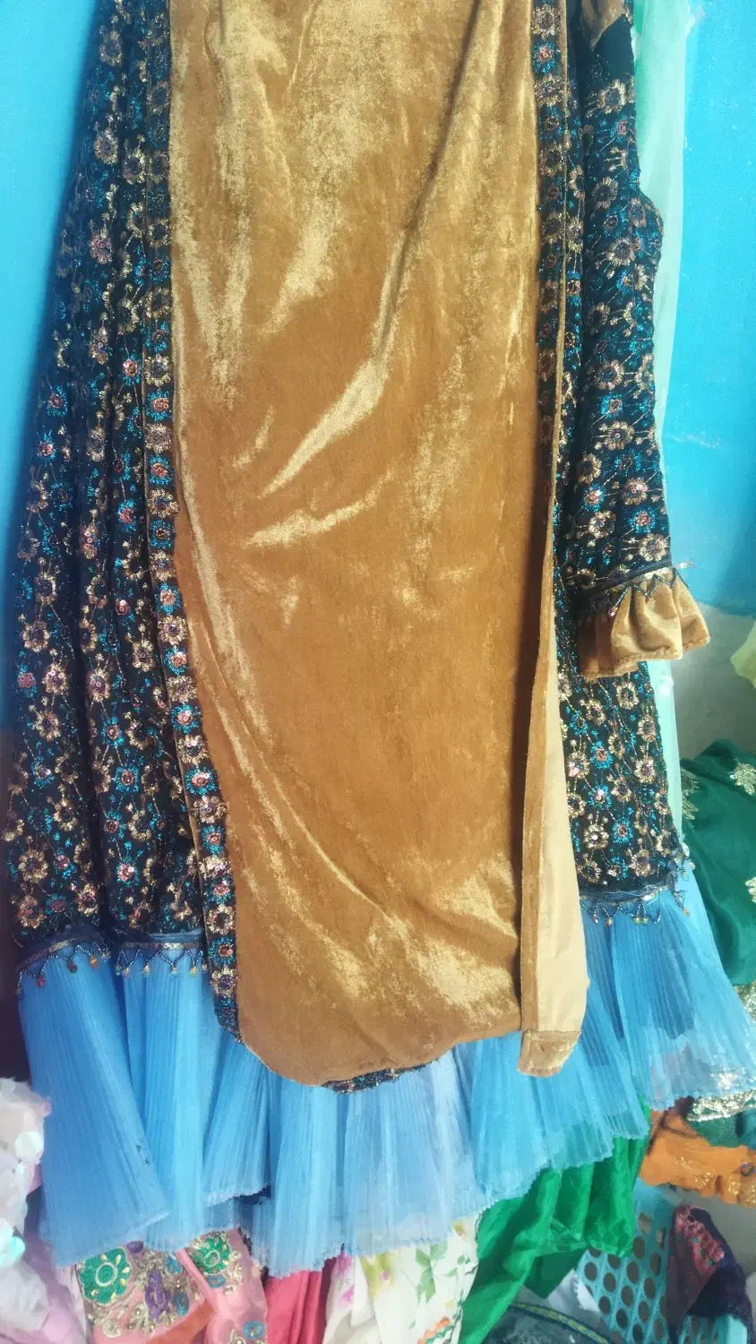 لباس محلی بفروش می رسد|لباس|ایذه, |دیوار